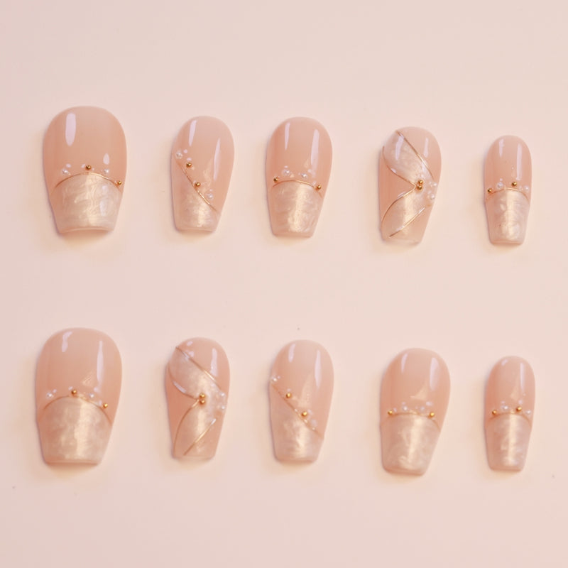 Pearl Grace | Medium Coffin