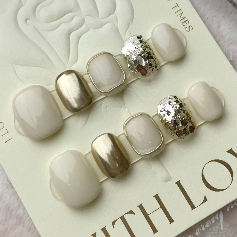Champagne Aura | Short Square